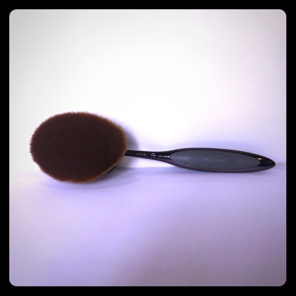 Artis blending face brush